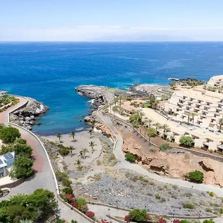 Apartament 2 Bedrooms With Sea View Shared Pool And Enclosed Garden At Adeje 1 Km Away From The Beach *
