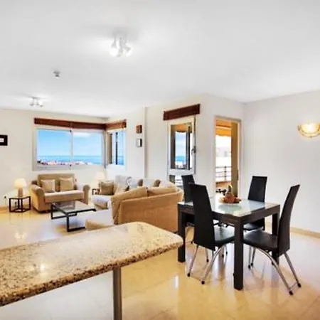 Apartamento 2 Bedrooms With Sea View Shared Pool And Enclosed Garden At Adeje 1 Km Away From The Beach *